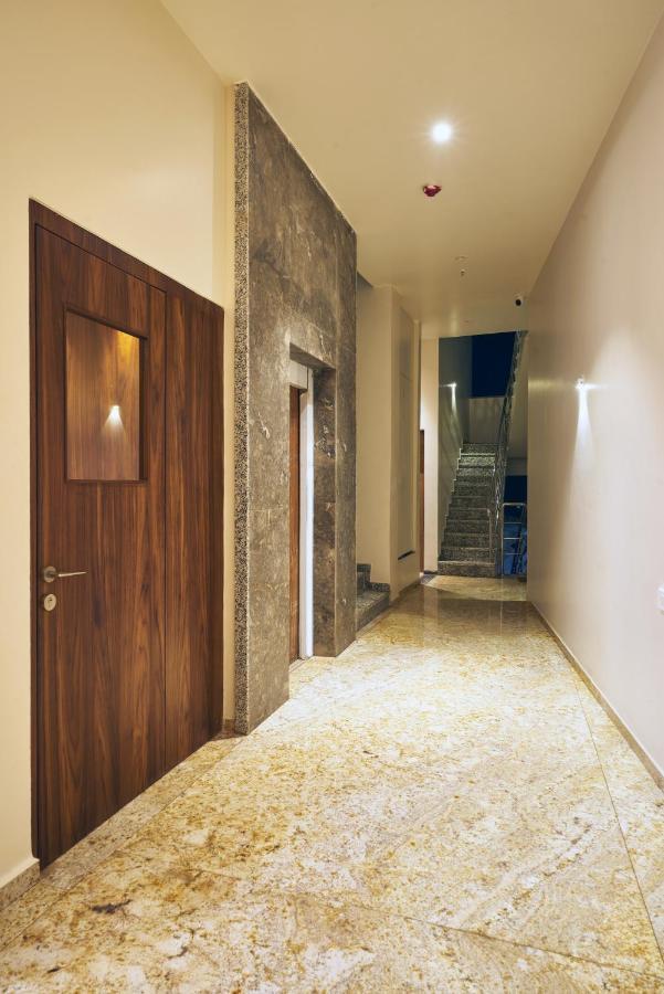 Hotel Kiyara Колхапур Екстериор снимка