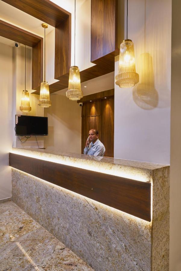 Hotel Kiyara Колхапур Екстериор снимка